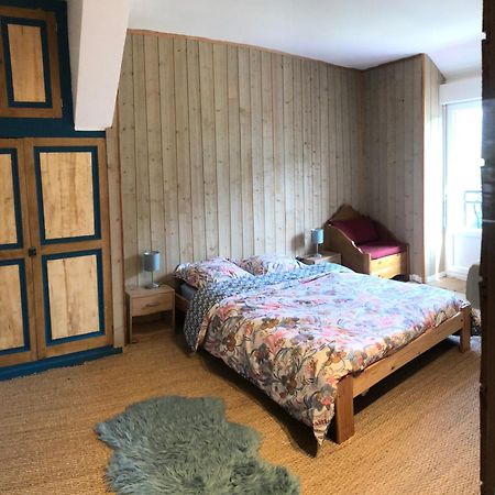 La Auarje: Appartement Avec Jardin & Terrasse Cierp Buitenkant foto
